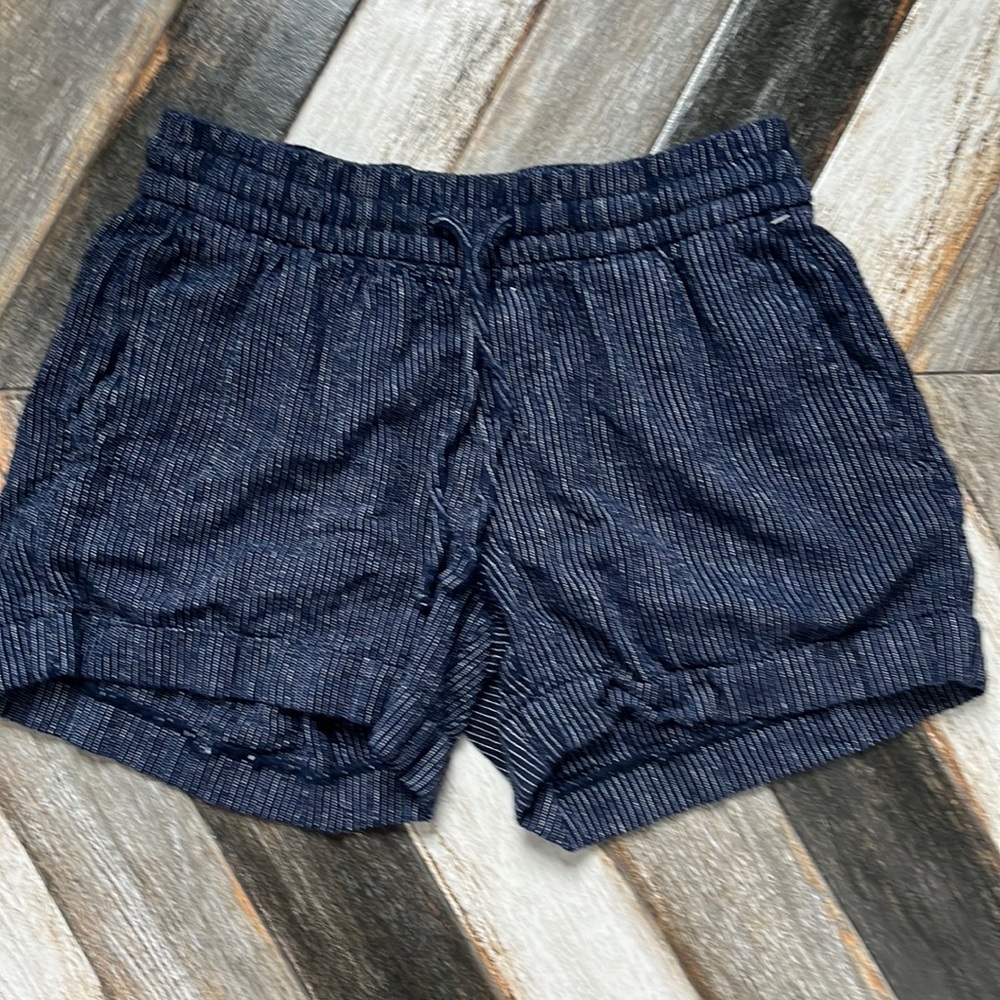 Gently worn Old Navy soft shorts